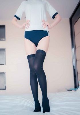 钢铁魔女